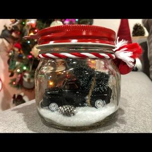 Car in a Jar Waterless Snow Globe